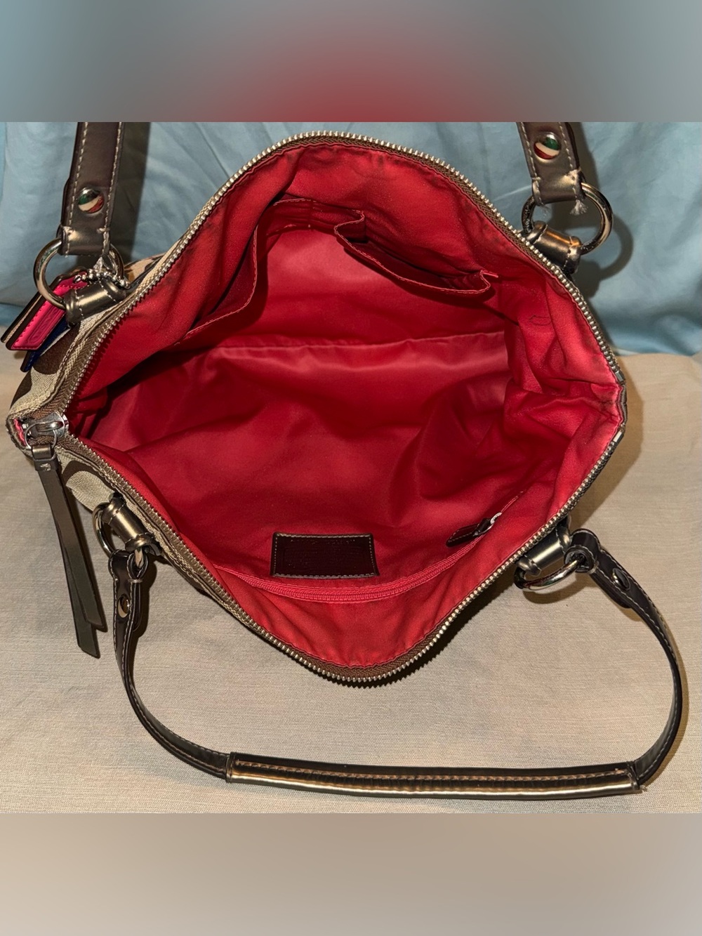 Coach Poppy Signature C Glam Tote - Picture 12 of 15